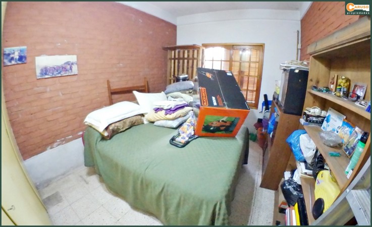 Chalet con 2 dormitorios en Paso del Rey centro