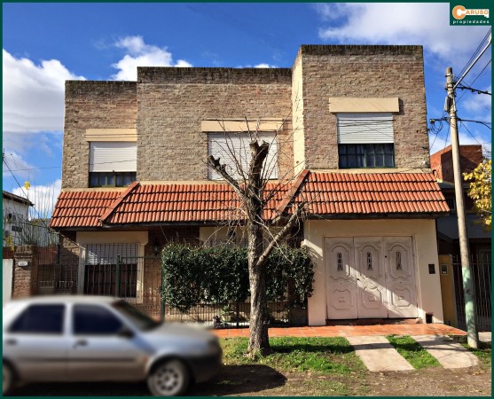 Casa con 2 dormitorios a metros de la Universidad de Moreno