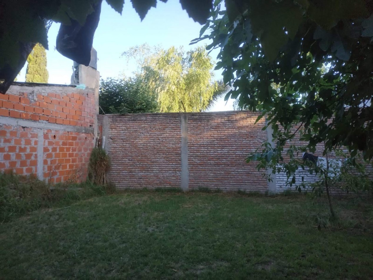 Casa tres ambientes en barrio La Quebrada, Paso del Rery