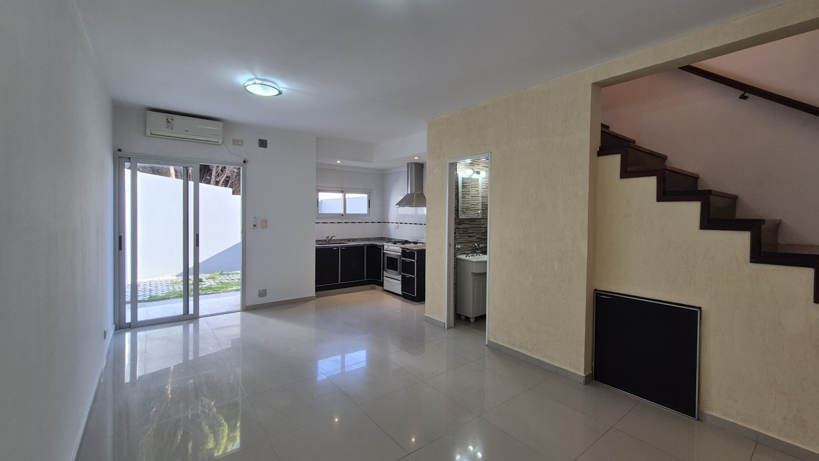 Duplex en Moreno, Barrio Alcorta