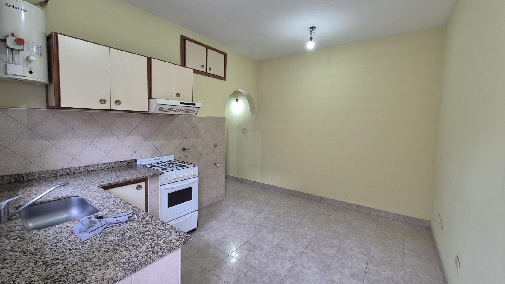 Departamento dos ambientes en Paso del Rey