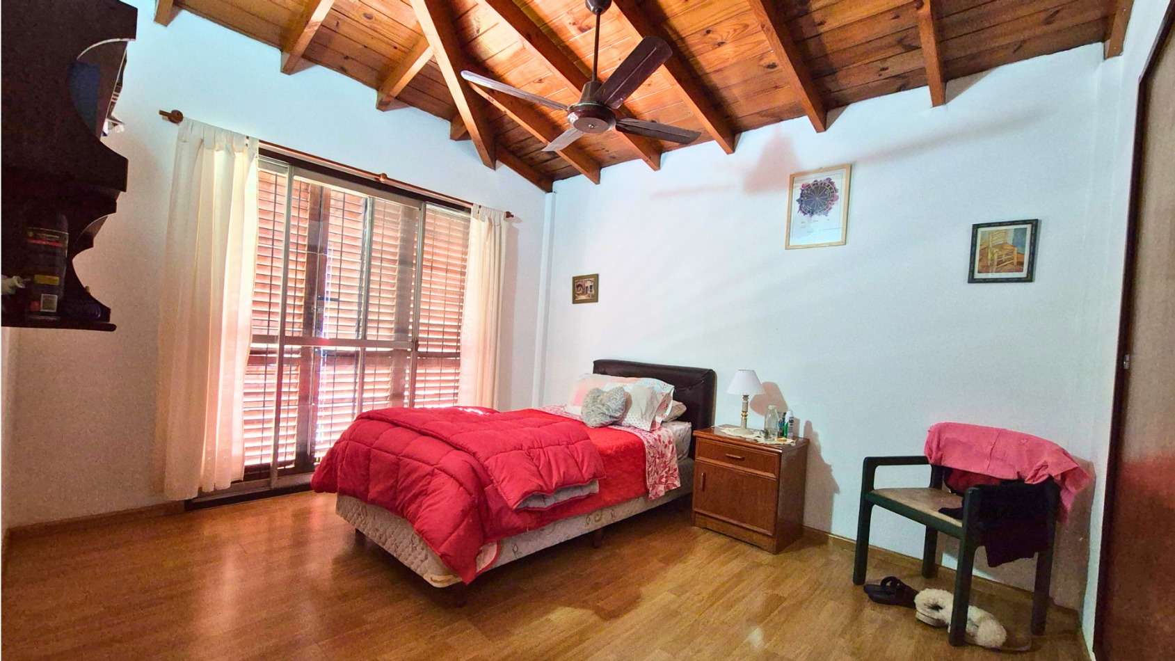 Excelente Casa 4 Ambientes en Barrio Arca, Paso del Rey