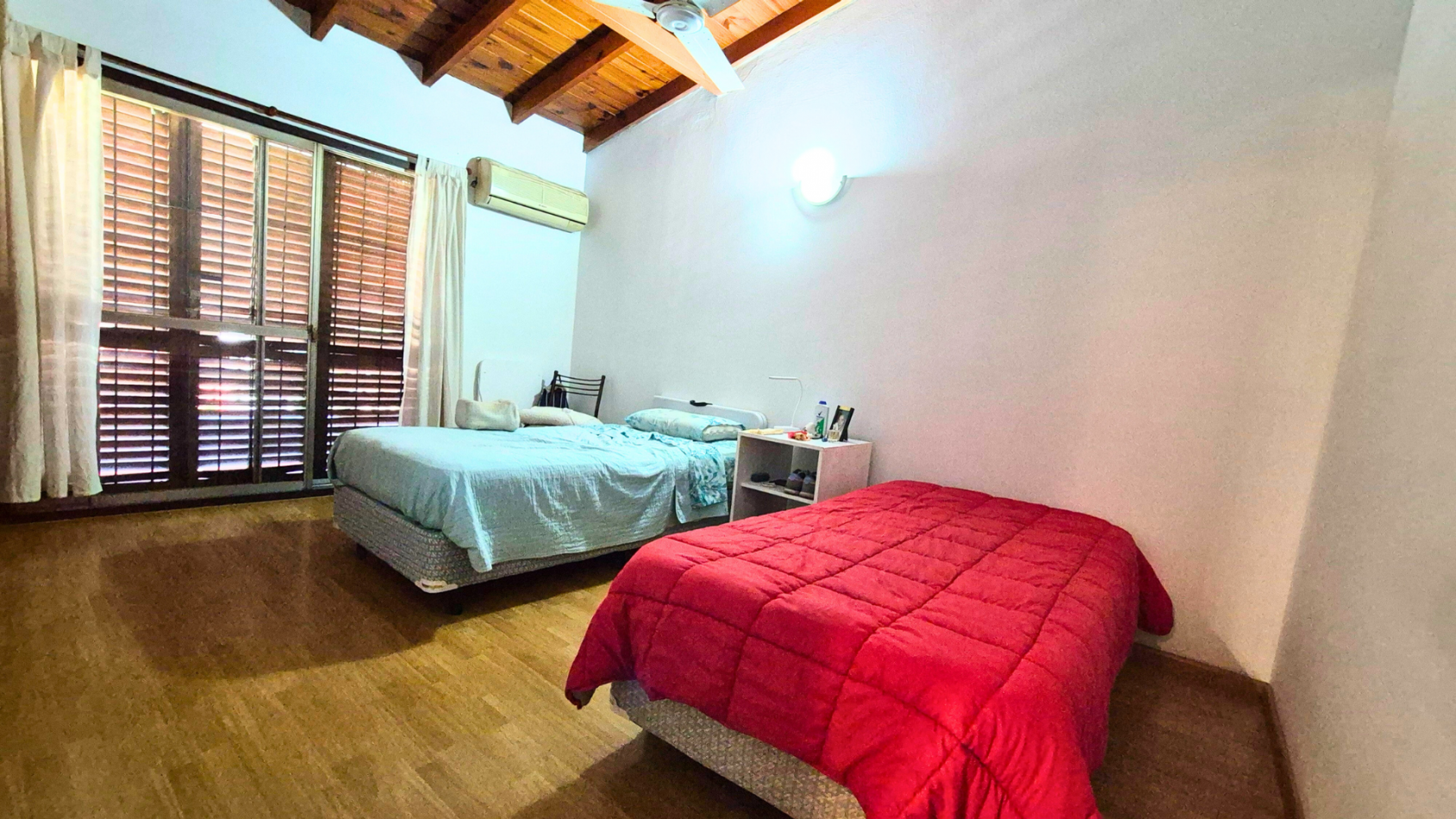 Excelente Casa 4 Ambientes en Barrio Arca, Paso del Rey