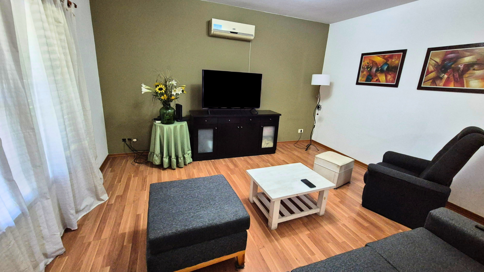 Excelente Casa 4 Ambientes en Barrio Arca, Paso del Rey