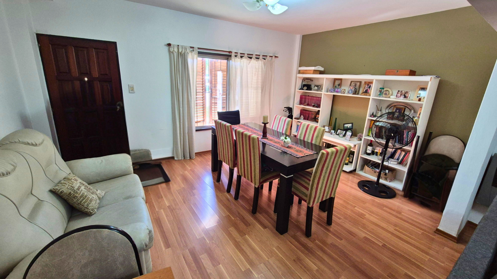 Excelente Casa 4 Ambientes en Barrio Arca, Paso del Rey