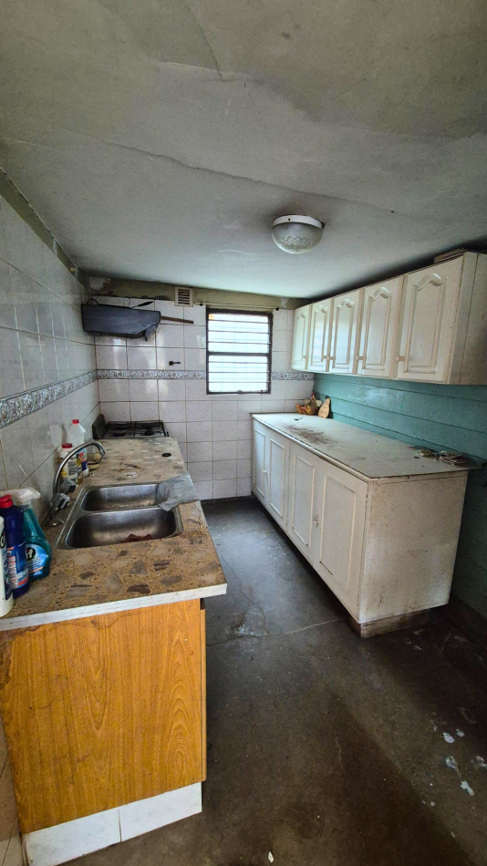 Oportunidad Inversores: Casa a Refaccionar sobre Lote de 10x30 | Barrio La Quebrada