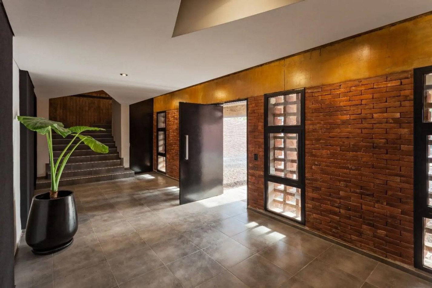 Deptos de Categoria en Moreno norte con facil salida a Acceso Oeste