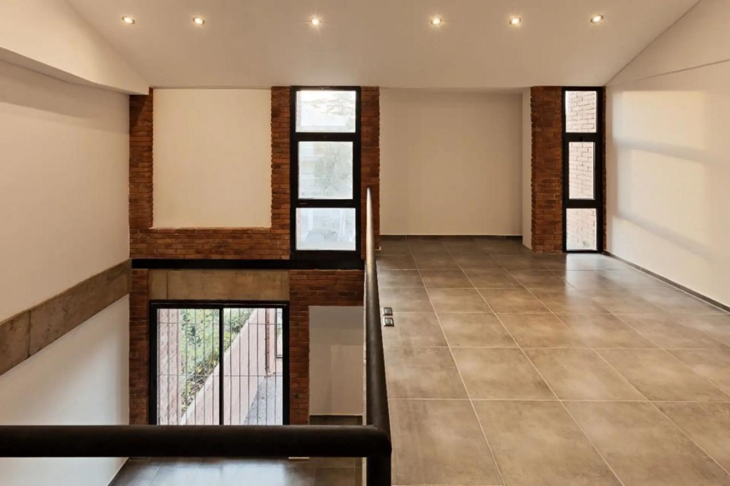 Deptos de Categoria en Moreno norte con facil salida a Acceso Oeste