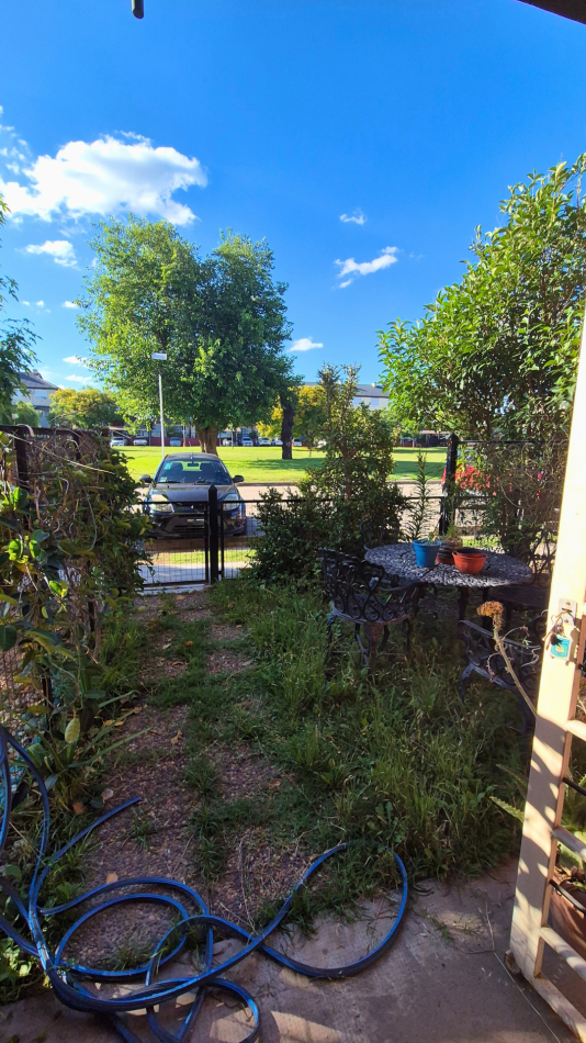 Venta Depto 2 Ambientes PB con Jardin y Cochera | Condominio El Hogar Obrero