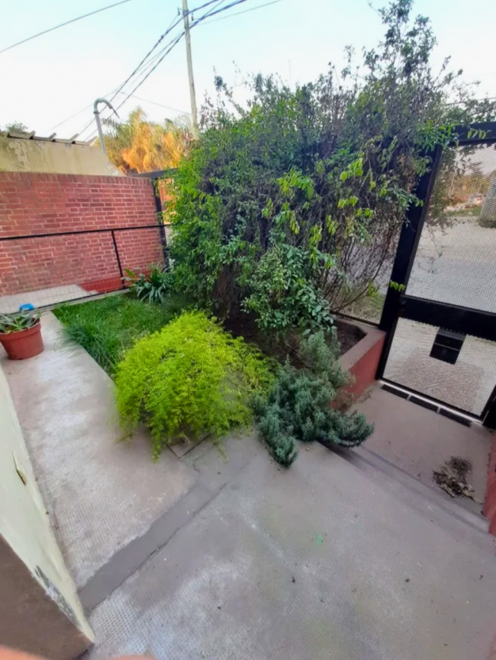 Venta Depto 2 Ambientes PB con Jardin y Cochera | Condominio El Hogar Obrero