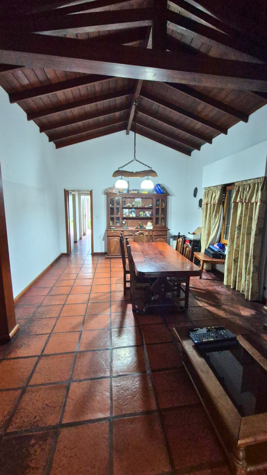 EXCEPCIONAL PROPIEDAD DE 2.000 M² A METROS DE AV. VICTORICA Y ACCESO OESTE | Oportunidad Desarrollos (FOT 1.4) |