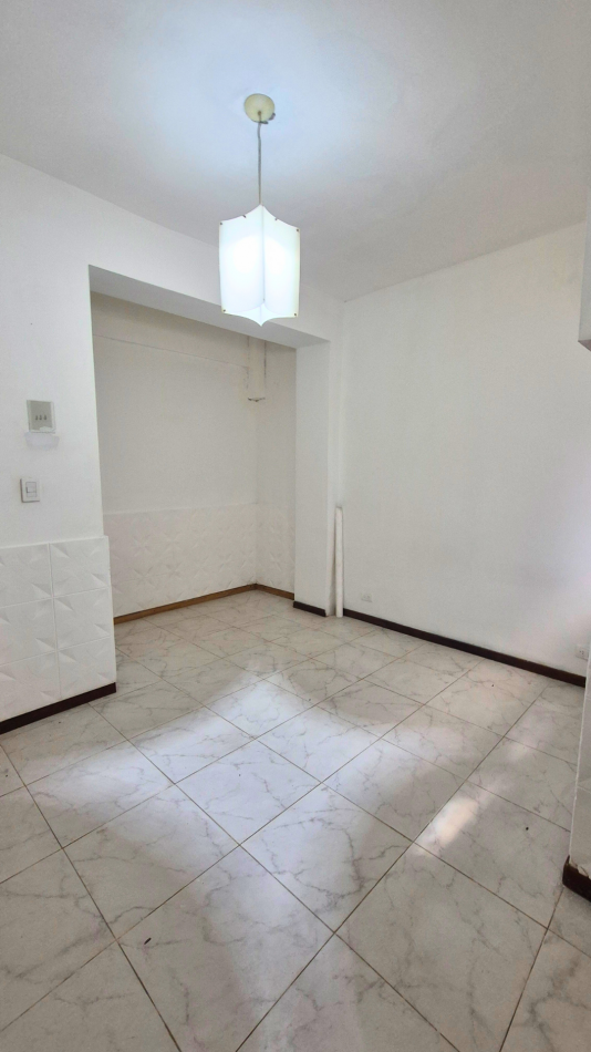 Casa 4 Ambientes | Quincho con Baño | Lote 10x35