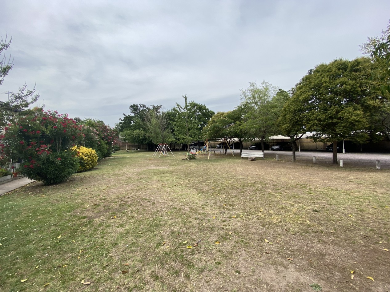 Alquiler de departamento en Villa Zapiola | 3 Ambientes con cochera | A 300m Puente Gnecco - Acceso Oeste