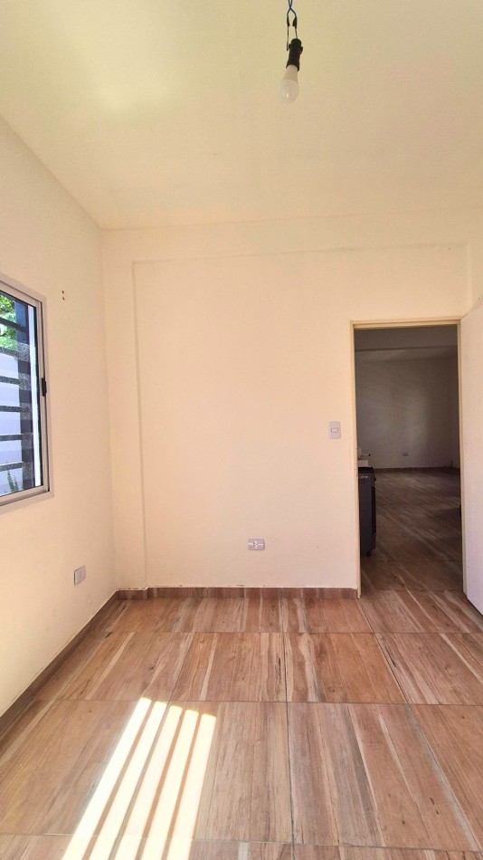 Departamento 3 Amb. Moreno Centro | Living Super Amplio | A pasos de la estacion