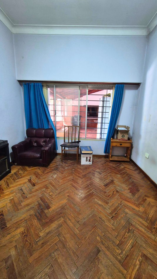 Casa en venta en Moreno Norte | 5 Ambientes y medio | Cochera Doble | Quincho