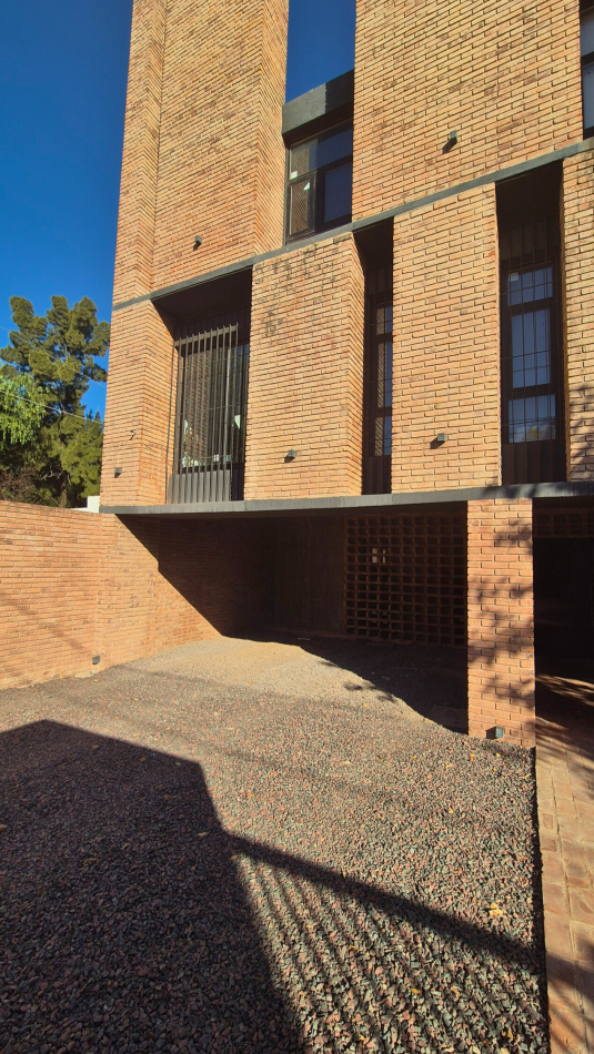 Alquiler de monoambiente con Patio en Moreno cerca de Acceso Oeste