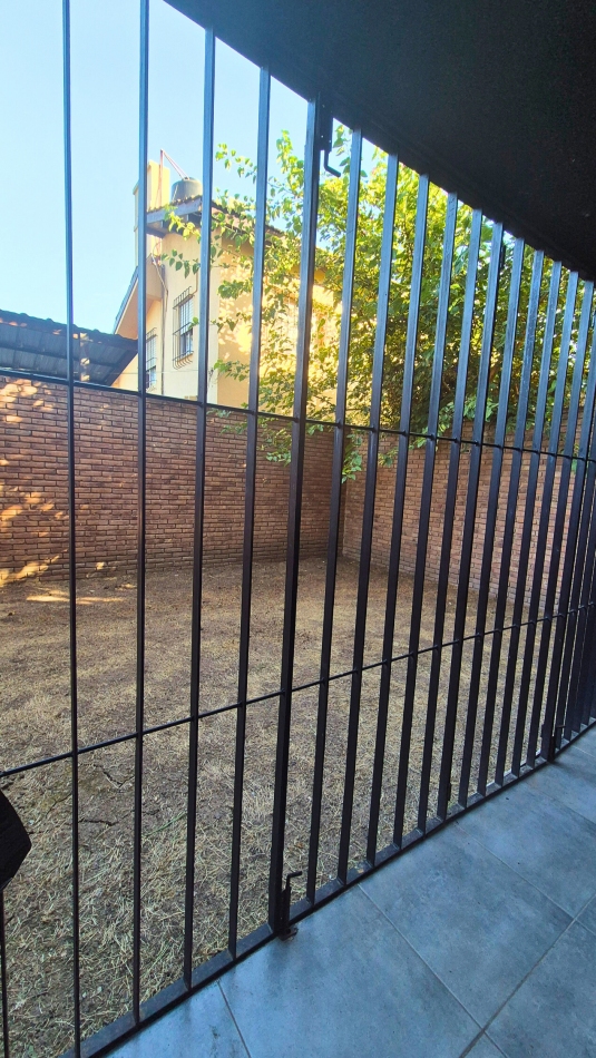 Alquiler de monoambiente con Patio en Moreno cerca de Acceso Oeste