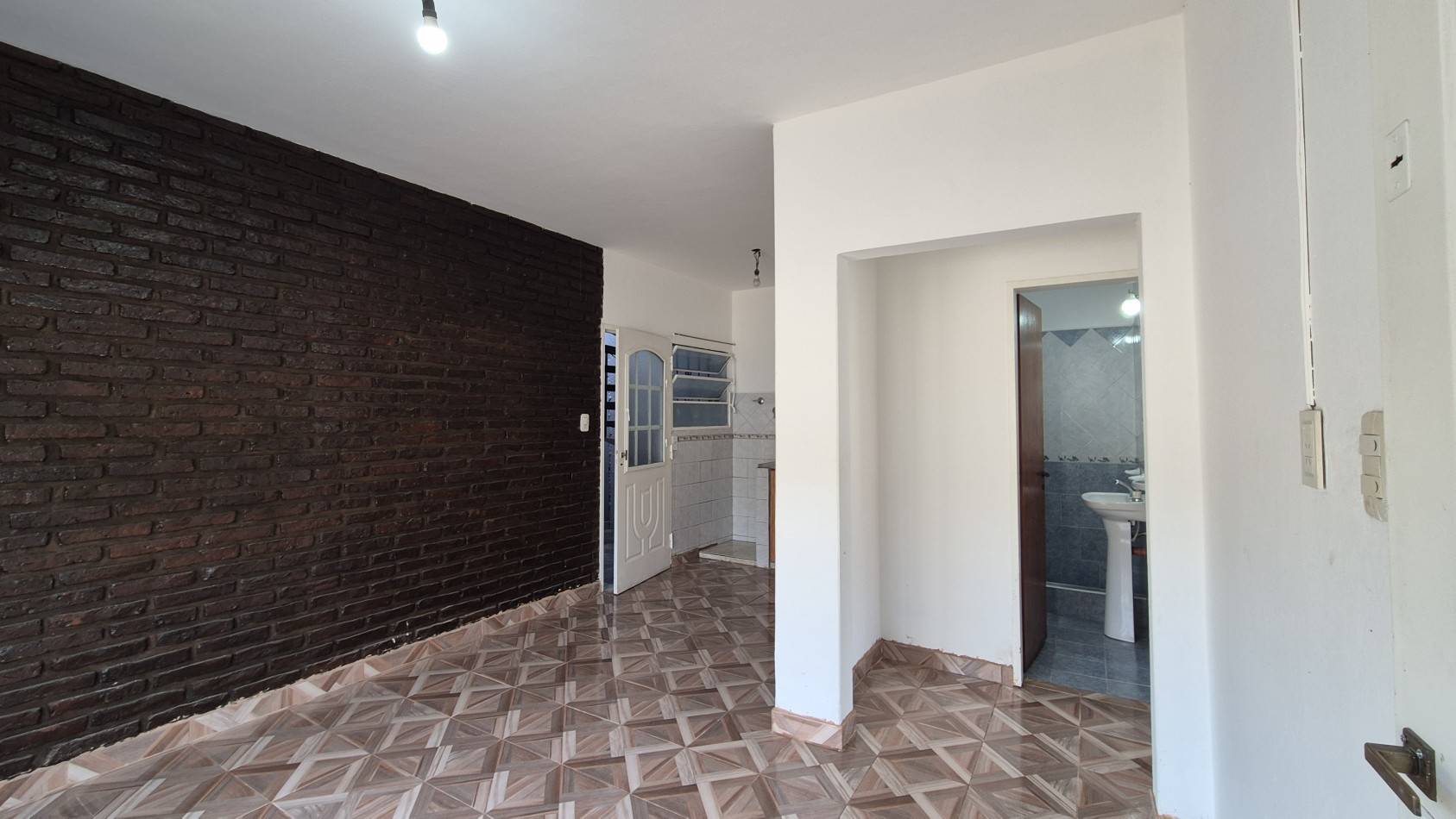 ALQUILER DEPARTAMENTO 2 AMBIENTES EN CENTRO DEL BARRIO LA QUEBRADA 