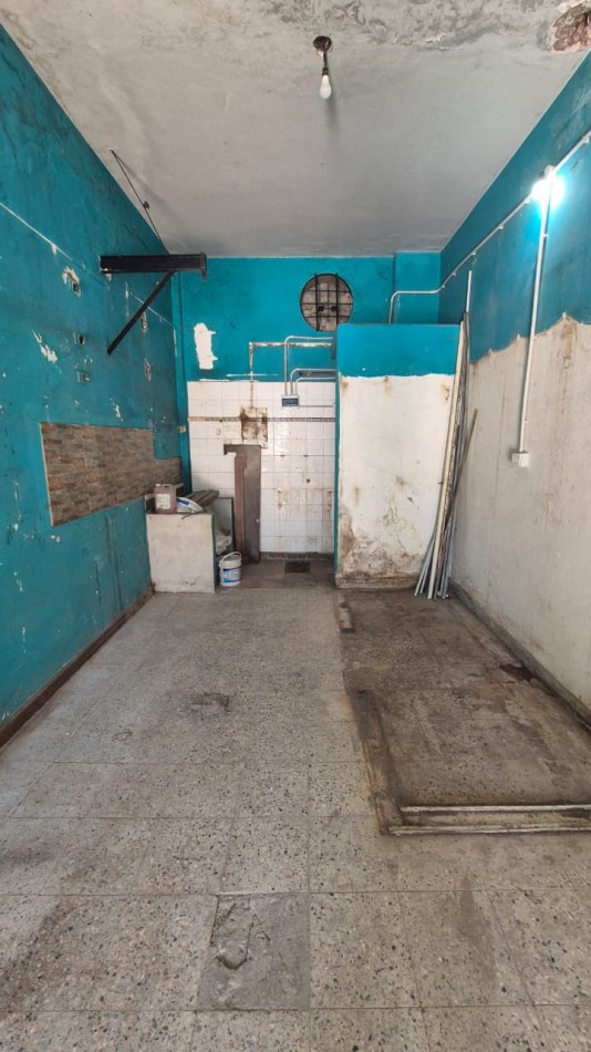 Alquiler local frente a la estacion de Paso Del Rey