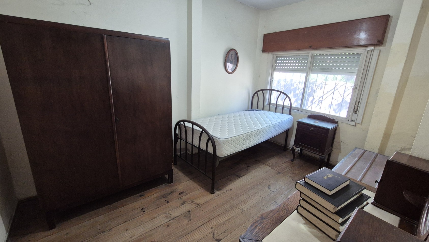 Venta Casa 3 Ambientes sobre Gran Lote 10x42 Moreno / PDR