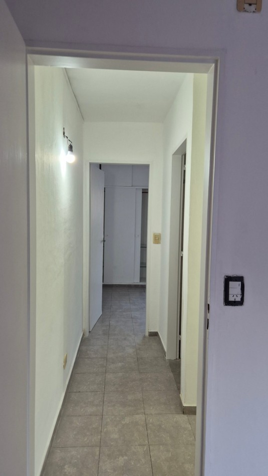 Alquiler Duplex 3 Ambientes con Cochera y Patio, sin expensas en Paso del Rey Centro