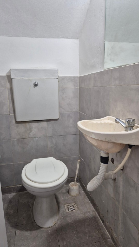 Alquiler Duplex 3 Ambientes con Cochera y Patio, sin expensas en Paso del Rey Centro