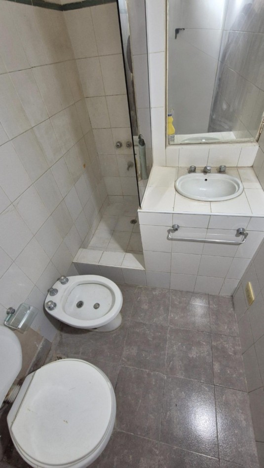 Alquiler Duplex 3 Ambientes con Cochera y Patio, sin expensas en Paso del Rey Centro