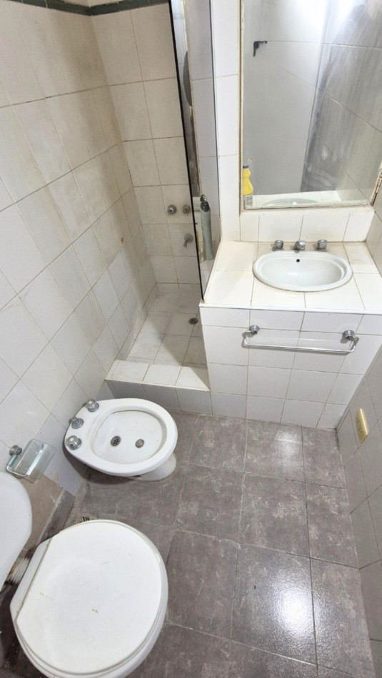 Alquiler Duplex 3 Ambientes con Cochera y Patio, sin expensas en Paso del Rey Centro