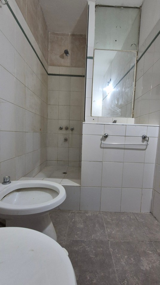 Alquiler Duplex 3 Ambientes con Cochera y Patio, sin expensas en Paso del Rey Centro
