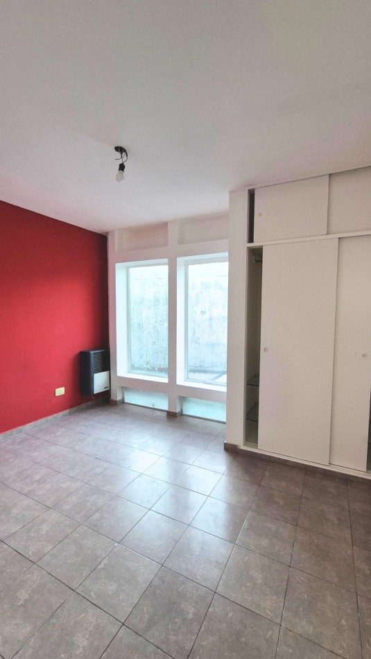 Alquiler Duplex 3 Ambientes con Cochera y Patio, sin expensas en Paso del Rey Centro