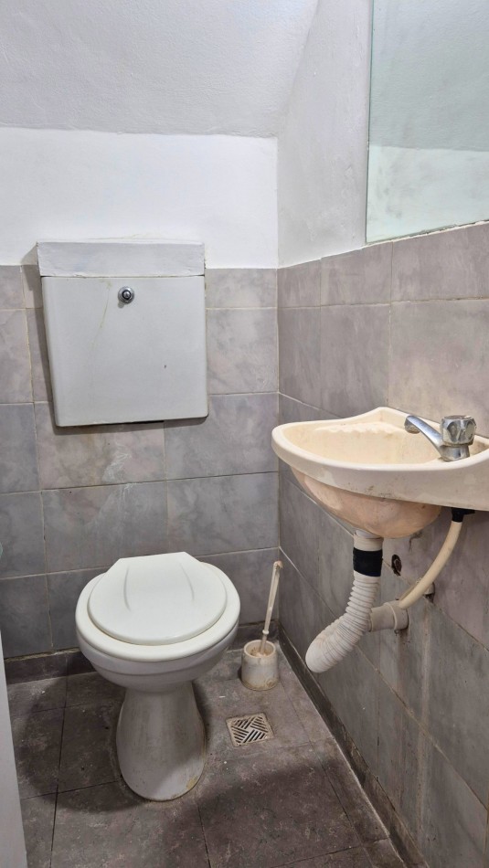 Alquiler Duplex 3 Ambientes con Cochera y Patio, sin expensas en Paso del Rey Centro