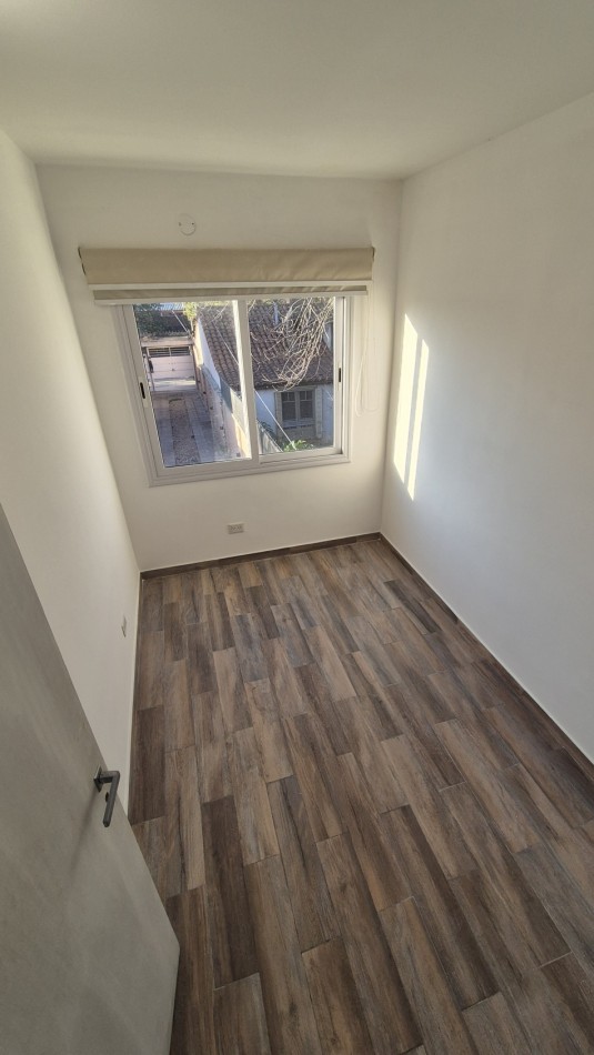 Duplex con 2 dormitorios en Paso del Rey centro