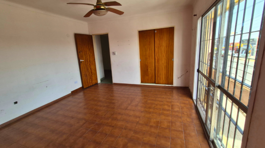 Departamento de 2 dormitorios y terraza en Paso del Rey CENTRO.