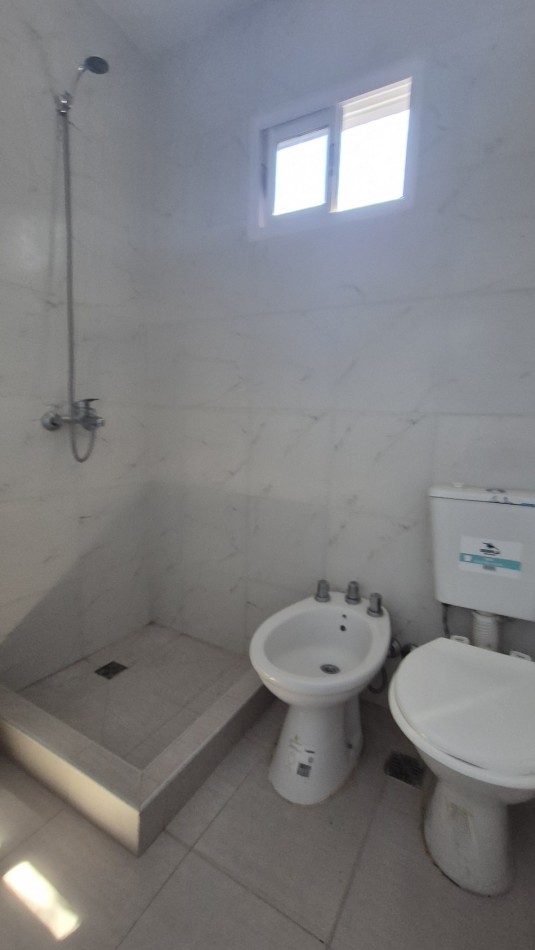 Departamento 3 Amb. Moreno Centro | Living Super Amplio | A pasos de la estacion