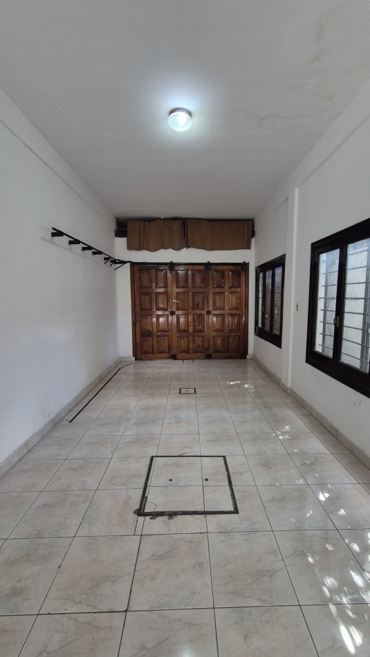 Casa en venta en Moreno Norte | 5 Ambientes y medio | Cochera Doble | Quincho