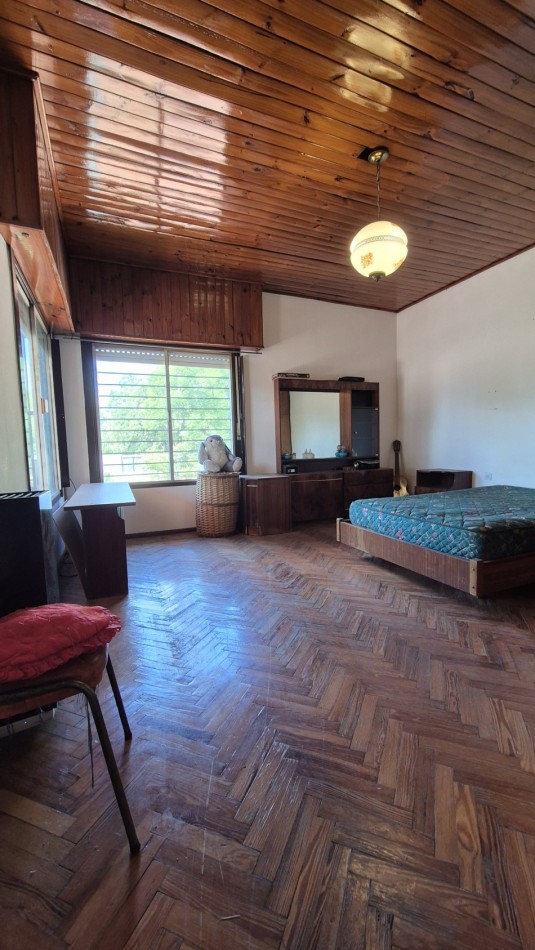 Casa en venta en Moreno Norte | 5 Ambientes y medio | Cochera Doble | Quincho