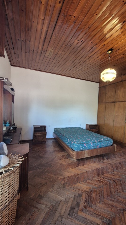 Casa en venta en Moreno Norte | 5 Ambientes y medio | Cochera Doble | Quincho