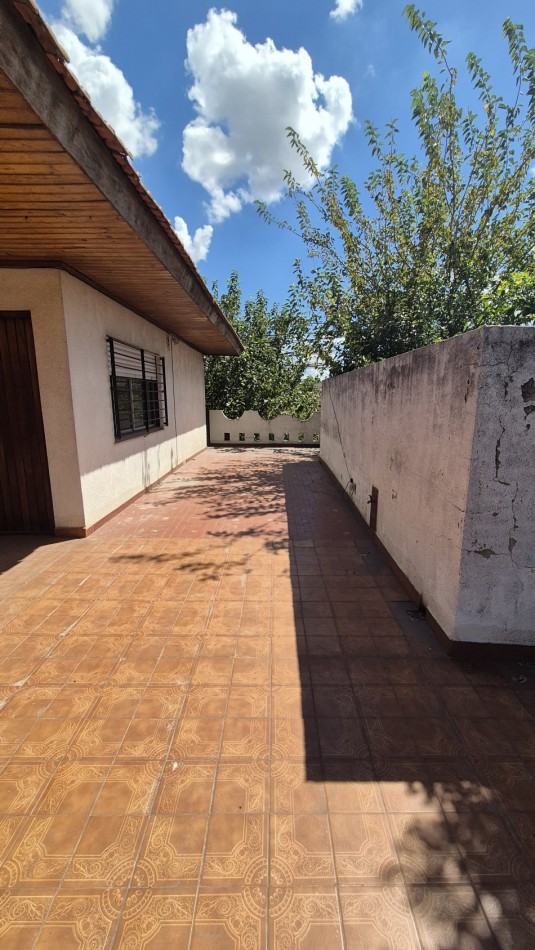Casa en venta en Moreno Norte | 5 Ambientes y medio | Cochera Doble | Quincho