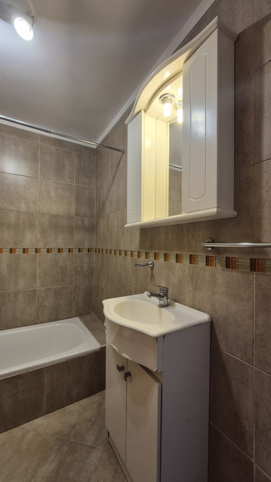 Duplex 3 ambientes en Paso del Rey, Moreno