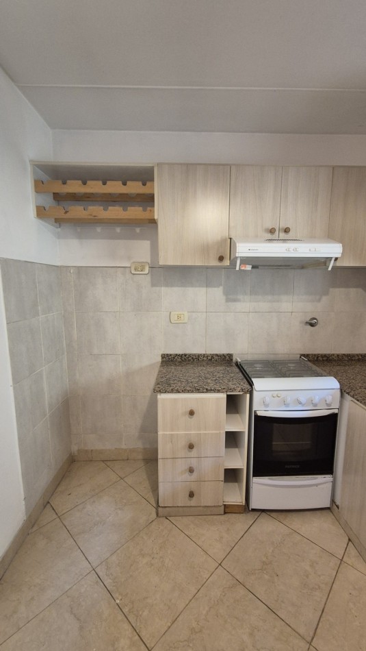 Duplex 3 ambientes en Paso del Rey, Moreno
