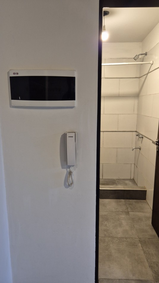 Alquiler de monoambiente con Patio en Moreno cerca de Acceso Oeste