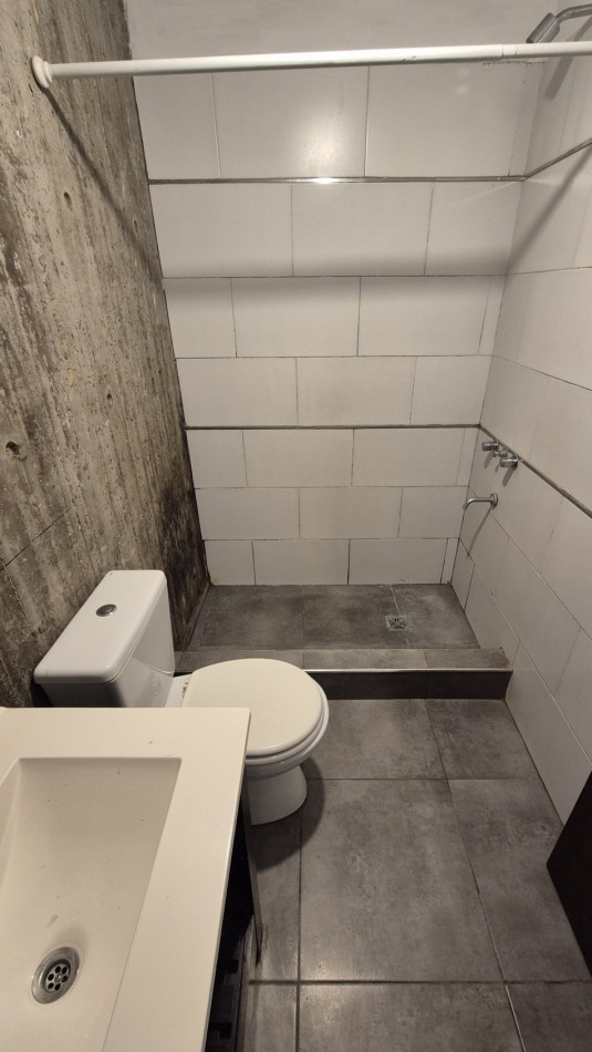 Alquiler de monoambiente con Patio en Moreno cerca de Acceso Oeste