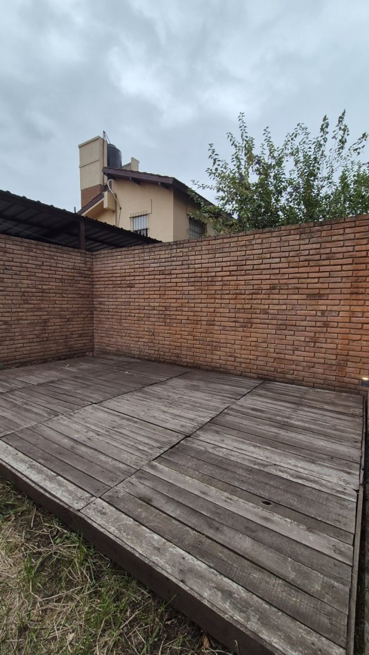 Alquiler de monoambiente con Patio en Moreno cerca de Acceso Oeste