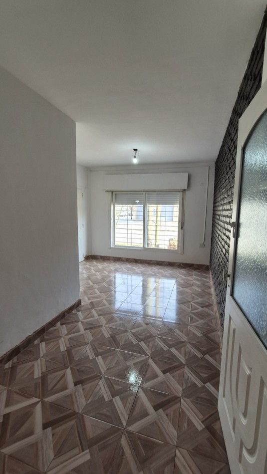 ALQUILER DEPARTAMENTO 2 AMBIENTES EN CENTRO DEL BARRIO LA QUEBRADA 