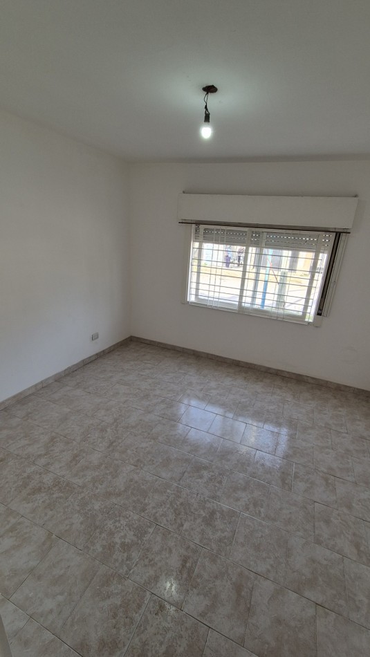 ALQUILER DEPARTAMENTO 2 AMBIENTES EN CENTRO DEL BARRIO LA QUEBRADA 