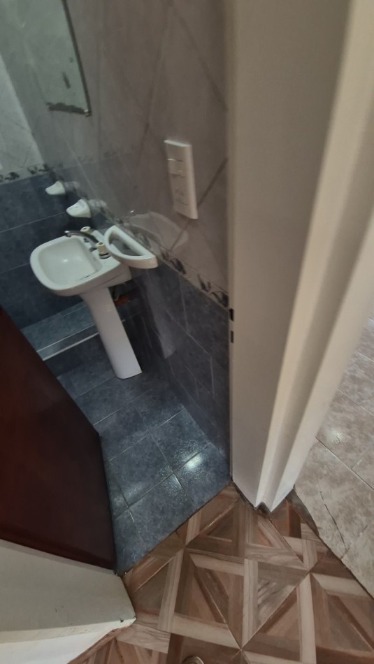 ALQUILER DEPARTAMENTO 2 AMBIENTES EN CENTRO DEL BARRIO LA QUEBRADA 