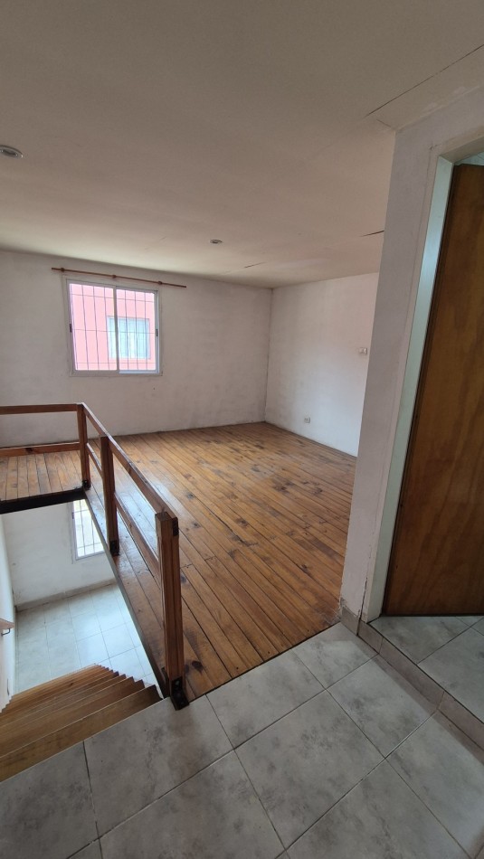 Alquiler Depto 2 Ambientes |  Cochera | La Reja Centro  |  Sin expensas. 