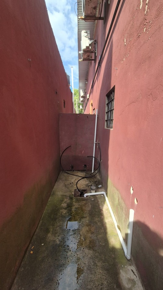 Alquiler Depto 2 Ambientes |  Cochera | La Reja Centro  |  Sin expensas. 