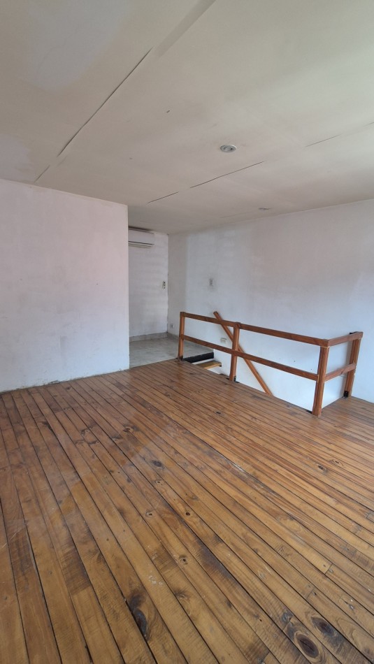 Alquiler Depto 2 Ambientes |  Cochera | La Reja Centro  |  Sin expensas. 