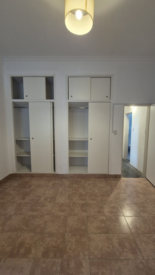 CASA EN ALQUILER CON GRAN PARQUE, QUINCHO Y UBICACION INMEJORABLE